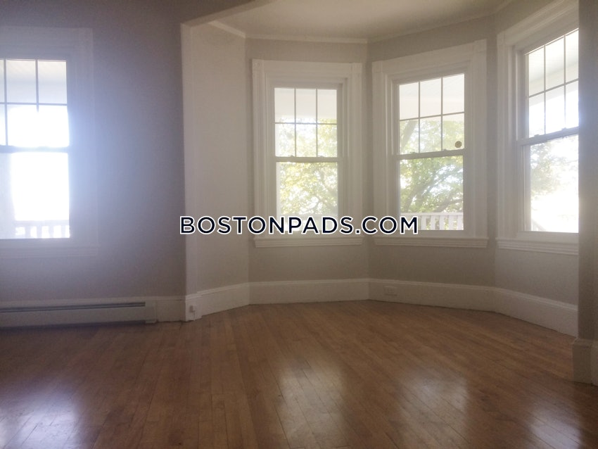 BOSTON - ALLSTON - 5 Beds, 2.5 Baths - Image 10