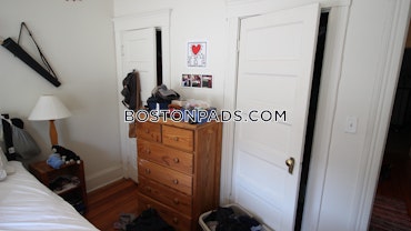 Boston - 1 Beds, 1 Baths