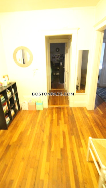 Boston - 2 Beds, 1 Baths