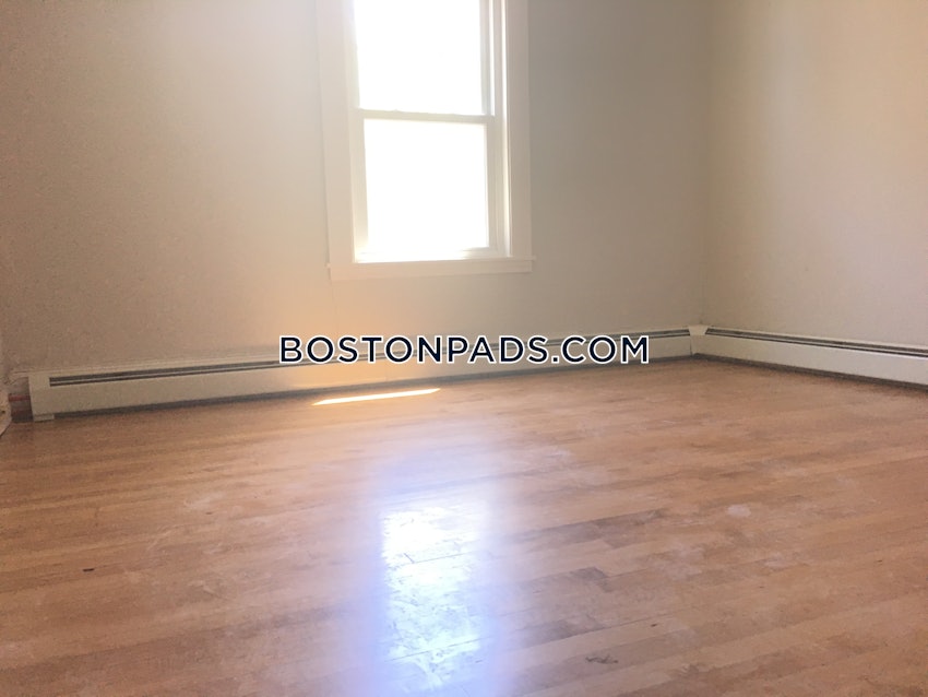 BOSTON - ALLSTON - 5 Beds, 2.5 Baths - Image 4