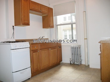 Boston - 2 Beds, 1 Baths