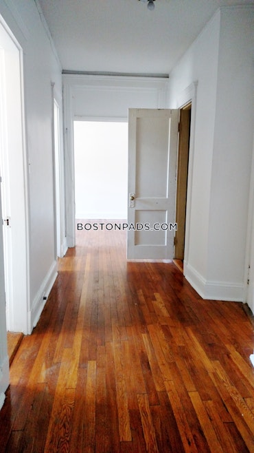 Boston - 1 Beds, 1 Baths