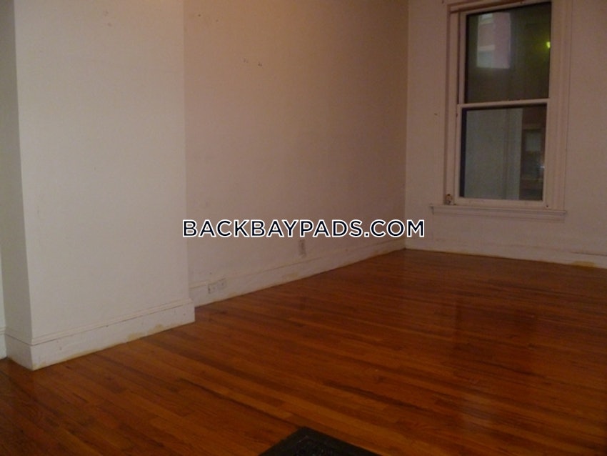 BOSTON - BACK BAY - 1 Bed, 1 Bath - Image 10