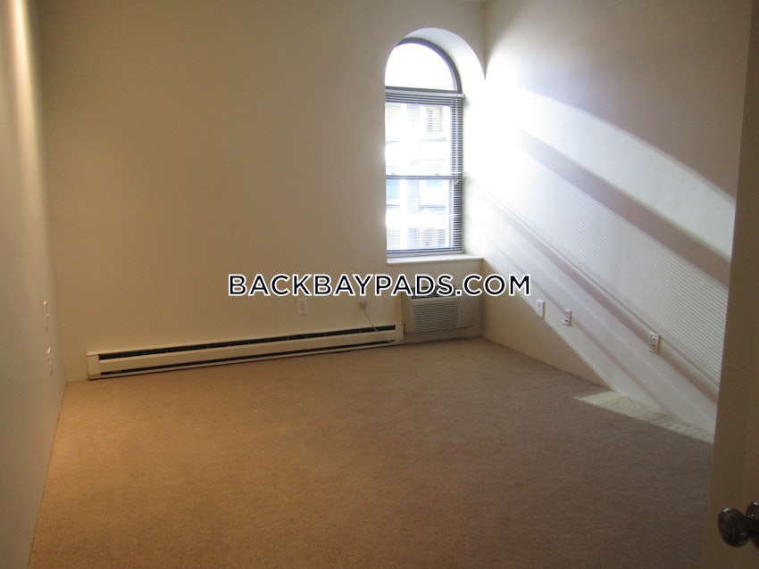 BOSTON - BACK BAY - 1 Bed, 1 Bath - Image 10