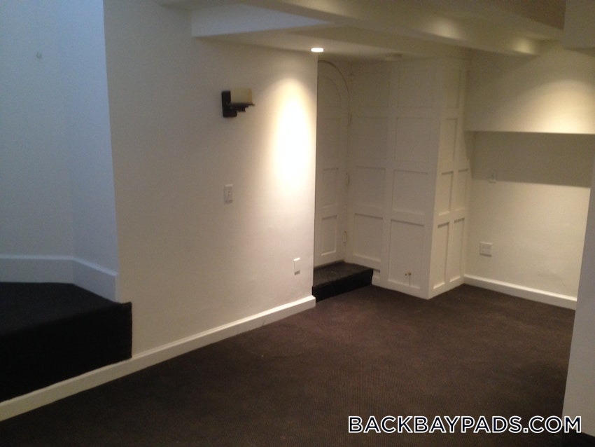 BOSTON - BACK BAY - 1 Bed, 2 Baths - Image 25