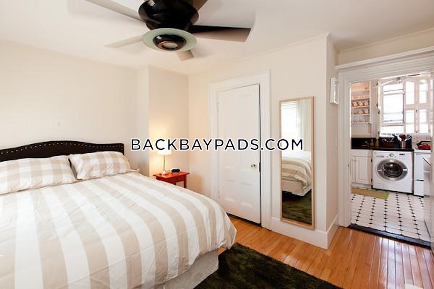 BOSTON - BACK BAY - 2 Beds, 1 Bath - Image 4