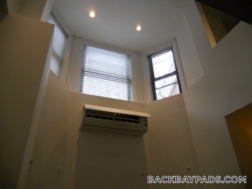 BOSTON - BACK BAY - 1 Bed, 2 Baths - Image 16