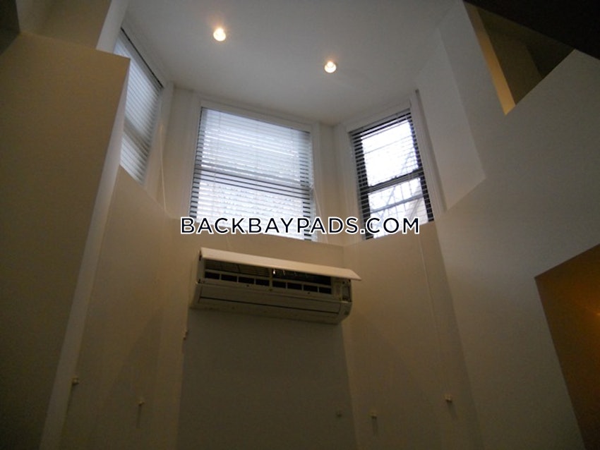 BOSTON - BACK BAY - 1 Bed, 2 Baths - Image 16