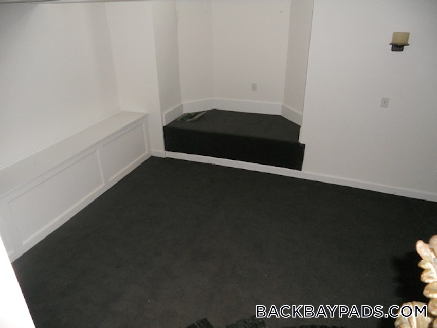 BOSTON - BACK BAY - 1 Bed, 2 Baths - Image 12