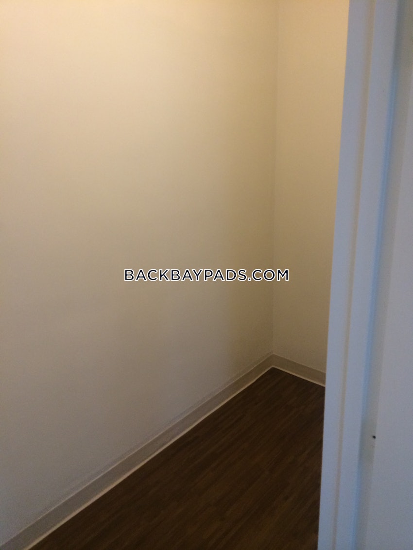 BOSTON - BACK BAY - 1 Bed, 1 Bath - Image 6