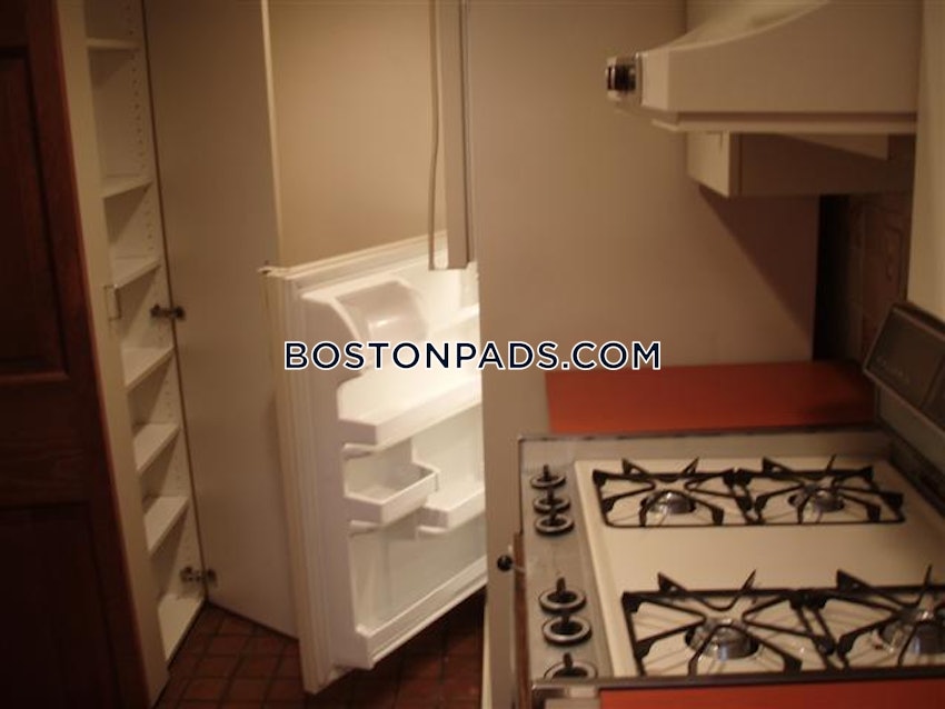 BOSTON - BAY VILLAGE - 2 Beds, 1.5 Baths - Image 55