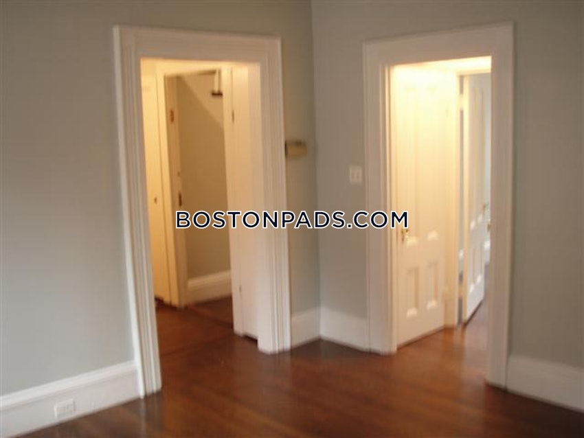 BOSTON - BAY VILLAGE - 2 Beds, 1.5 Baths - Image 2