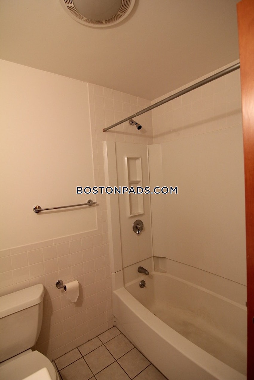 BOSTON - BAY VILLAGE - 2 Beds, 2 Baths - Image 22