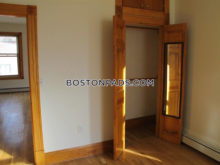 BOSTON - BAY VILLAGE - 2 Beds, 2 Baths - Image 11