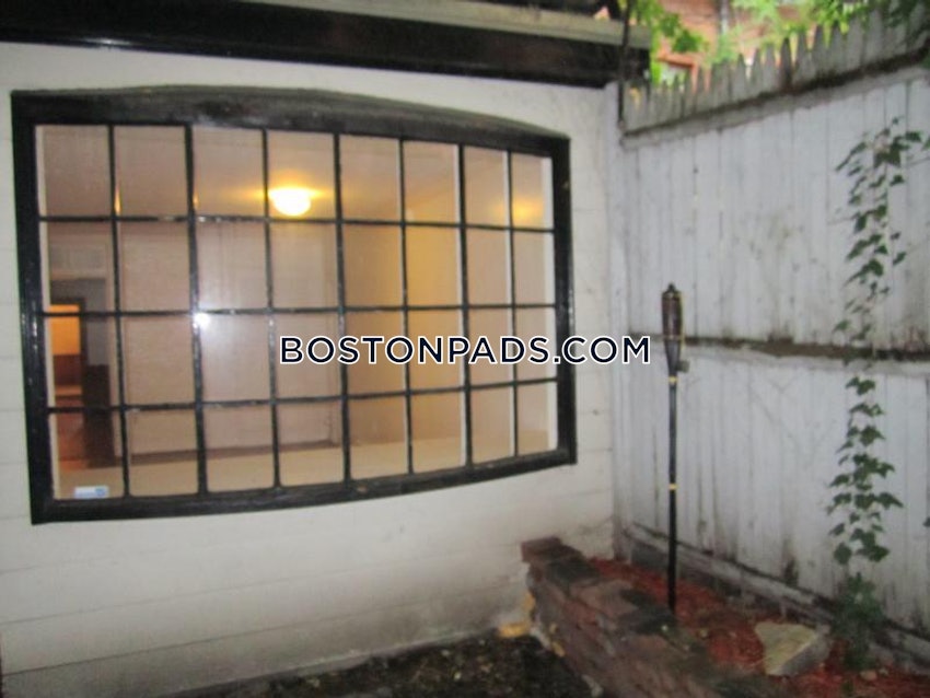 BOSTON - BAY VILLAGE - 1 Bed, 1 Bath - Image 29