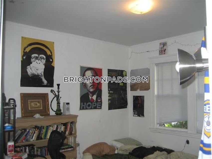 BOSTON - BRIGHTON - BOSTON COLLEGE - 5 Beds, 2 Baths - Image 11