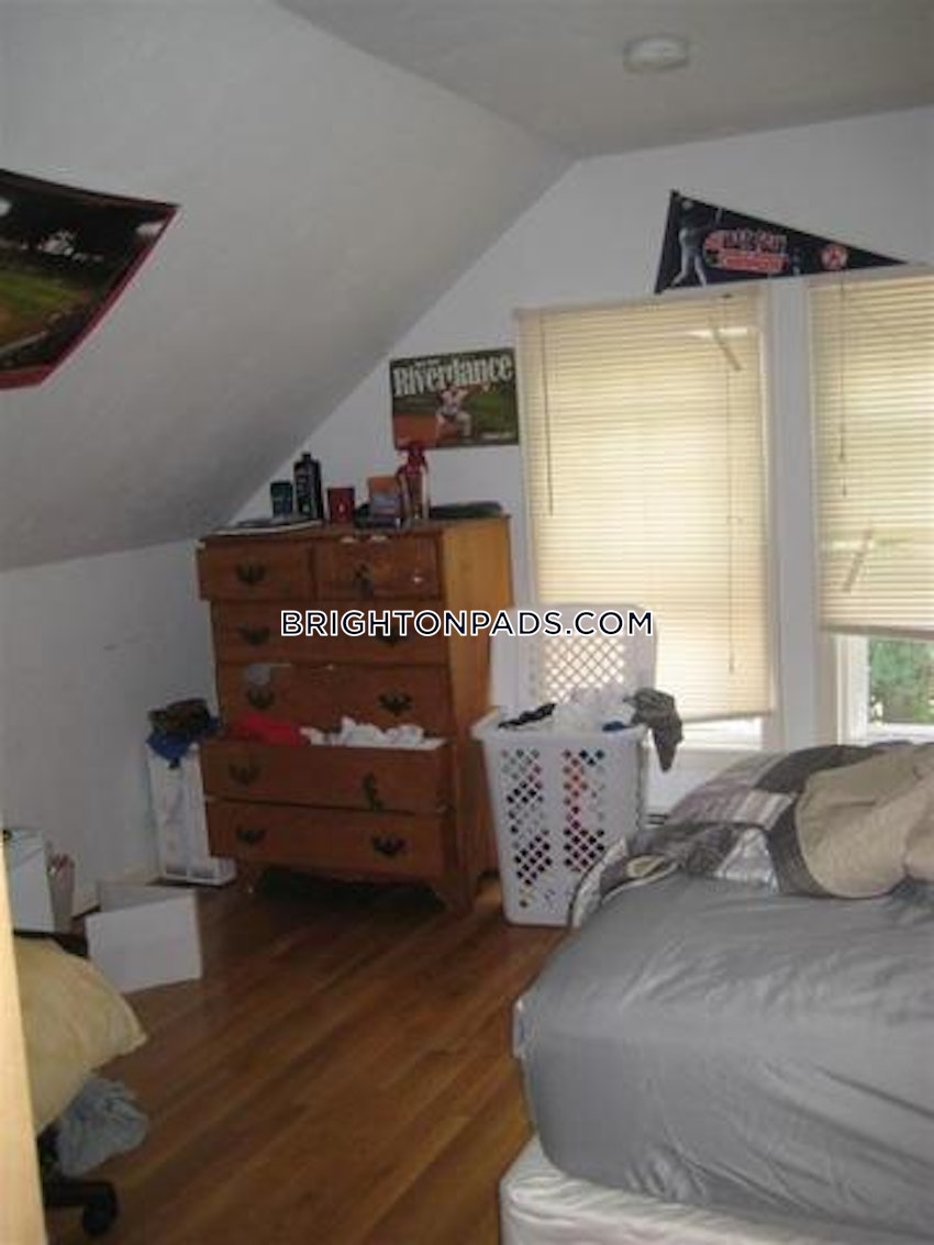 BOSTON - BRIGHTON - BOSTON COLLEGE - 6 Beds, 3 Baths - Image 8