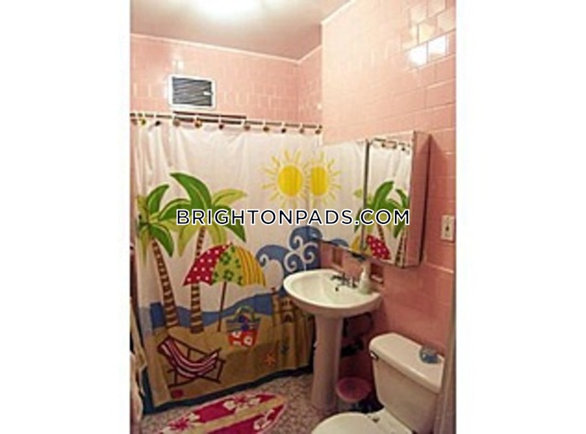 BOSTON - BRIGHTON - BOSTON COLLEGE - 5 Beds, 2 Baths - Image 136