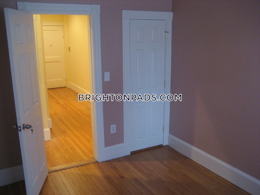 BOSTON - BRIGHTON - BOSTON COLLEGE - 5 Beds, 2 Baths - Image 49