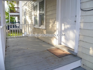 Boston - 5 Beds, 2 Baths