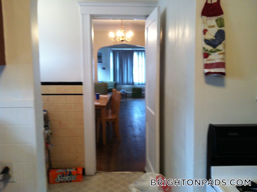 BOSTON - BRIGHTON - BOSTON COLLEGE - 3 Beds, 1 Bath - Image 19