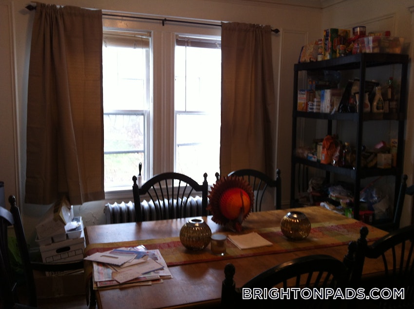 BOSTON - BRIGHTON - BOSTON COLLEGE - 3 Beds, 1 Bath - Image 11