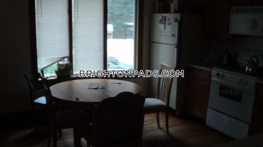 BOSTON - BRIGHTON - BOSTON COLLEGE - 5 Beds, 2 Baths - Image 18