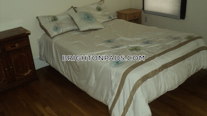 BOSTON - BRIGHTON - BOSTON COLLEGE - 5 Beds, 2 Baths - Image 6