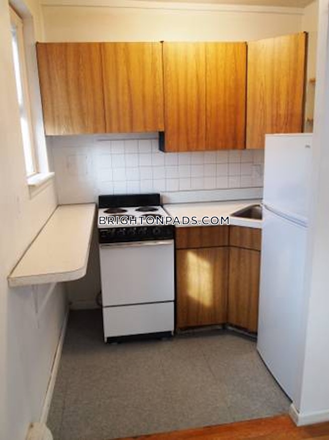 Boston - $1,950+ /mo