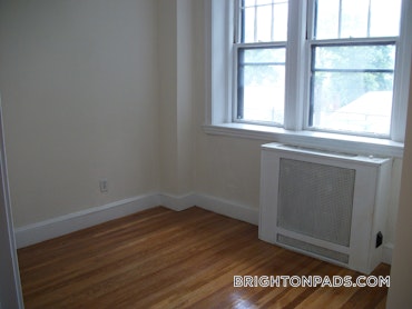 Boston - 3 Beds, 1 Baths