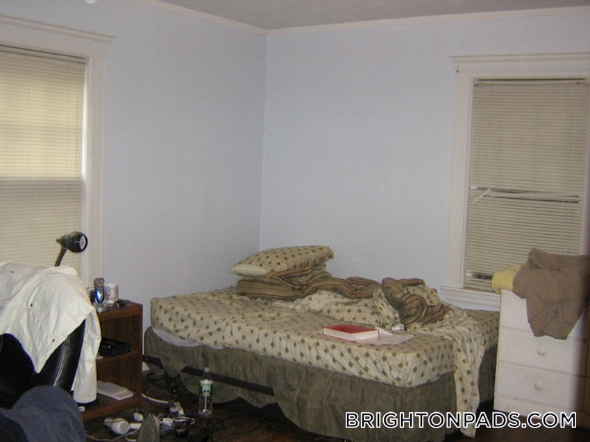 BOSTON - BRIGHTON - BOSTON COLLEGE - 3 Beds, 1 Bath - Image 21