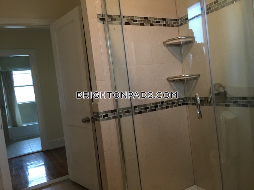 BOSTON - BRIGHTON - BOSTON COLLEGE - 5 Beds, 2 Baths - Image 11