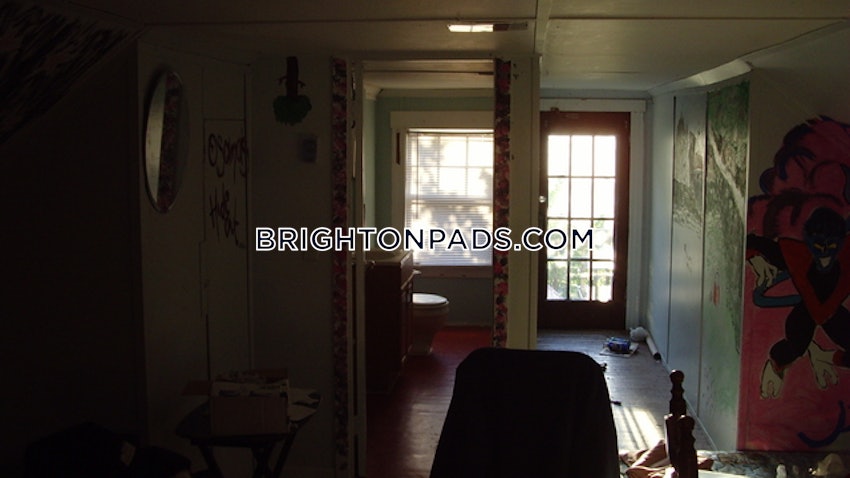BOSTON - BRIGHTON - BOSTON COLLEGE - 4 Beds, 1.5 Baths - Image 17