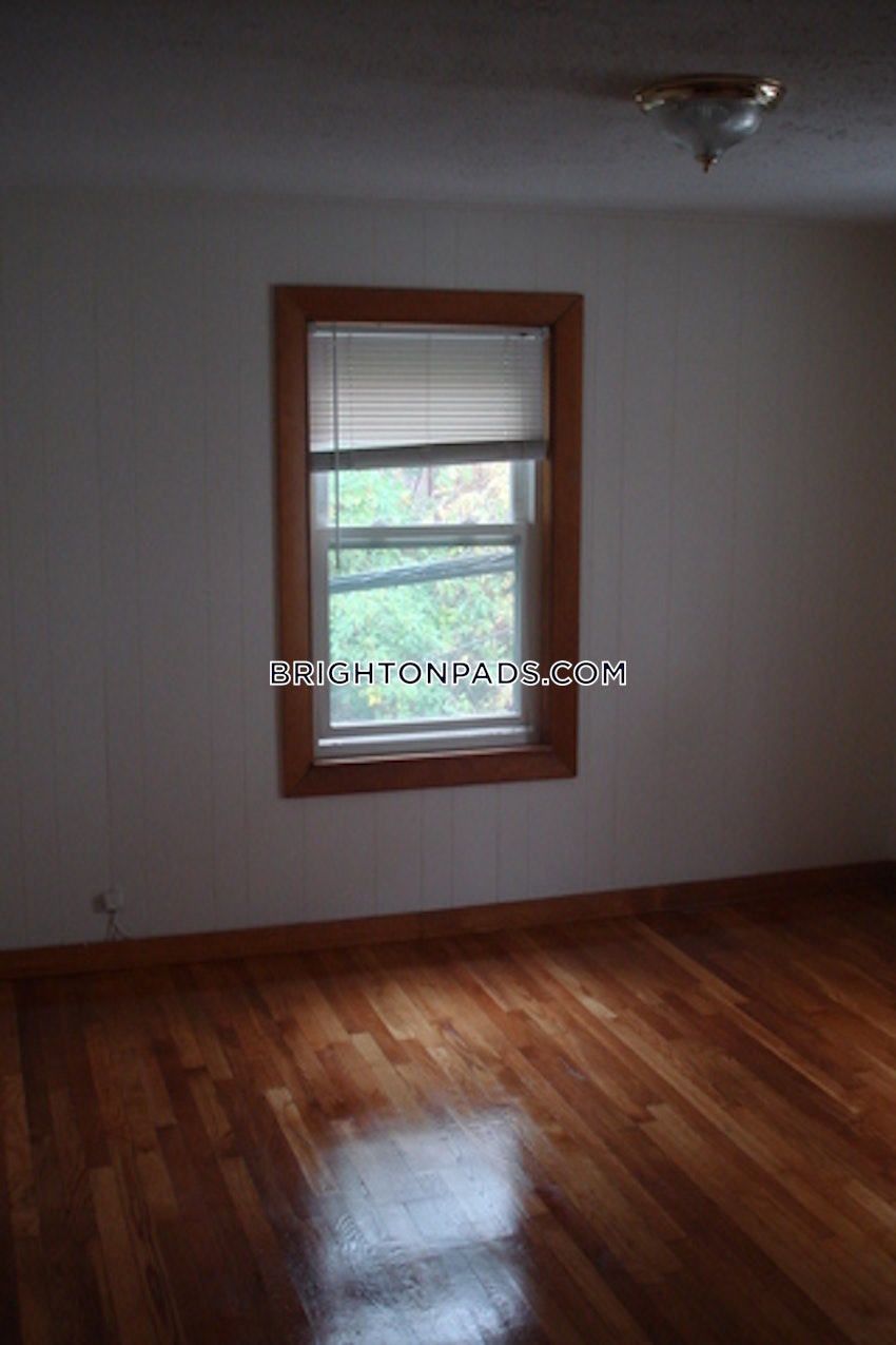 BOSTON - BRIGHTON - BRIGHTON CENTER - 3 Beds, 1 Bath - Image 2