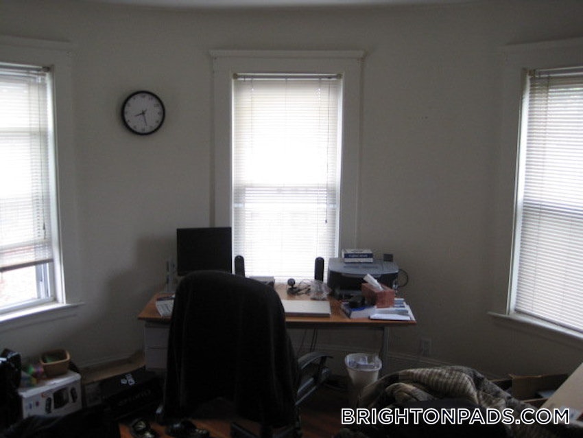 BOSTON - BRIGHTON - BRIGHTON CENTER - 3 Beds, 1 Bath - Image 6