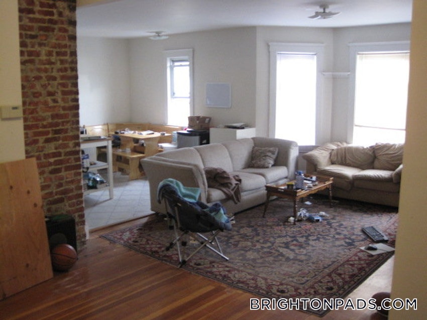 BOSTON - BRIGHTON - BRIGHTON CENTER - 3 Beds, 1 Bath - Image 2