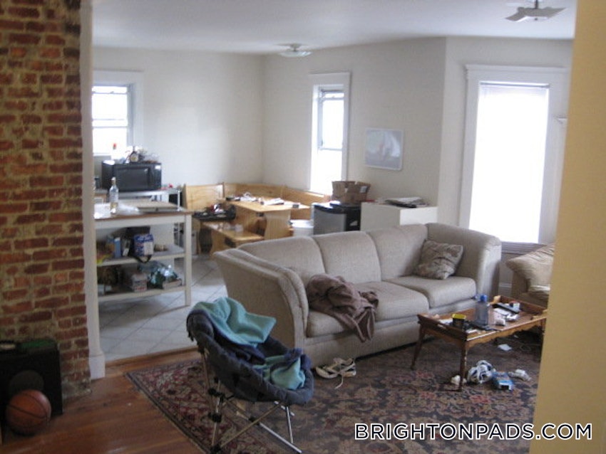 BOSTON - BRIGHTON - BRIGHTON CENTER - 3 Beds, 1 Bath - Image 1