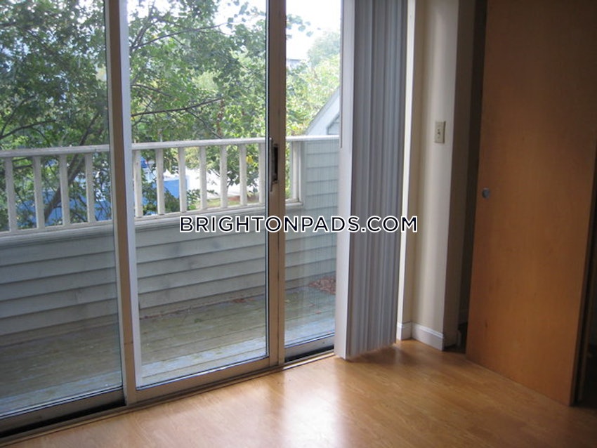 BOSTON - BRIGHTON - BRIGHTON CENTER - 3 Beds, 1.5 Baths - Image 20