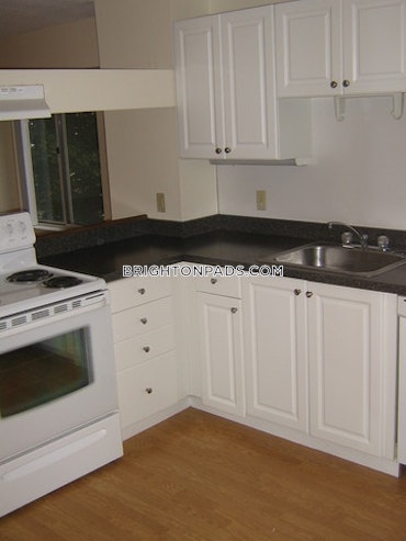 Boston - 3 Beds, 1.5 Baths