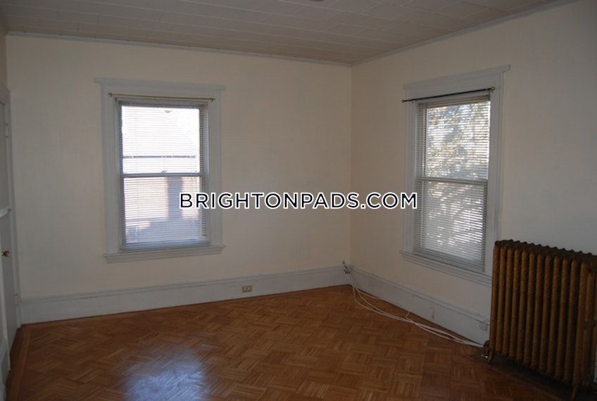 Boston - $3,300+ /month