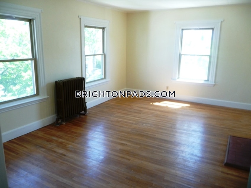 Boston - $3,300+ /month