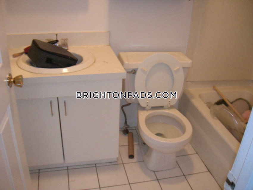 BOSTON - BRIGHTON - BRIGHTON CENTER - 2 Beds, 1 Bath - Image 14