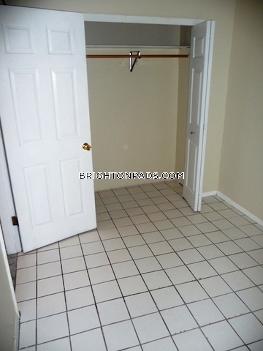 BOSTON - BRIGHTON - BOSTON COLLEGE - 1 Bed, 1 Bath - Image 9