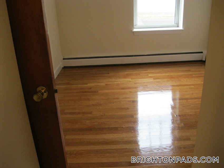 BOSTON - BRIGHTON - BRIGHTON CENTER - 1 Bed, 1 Bath - Image 7