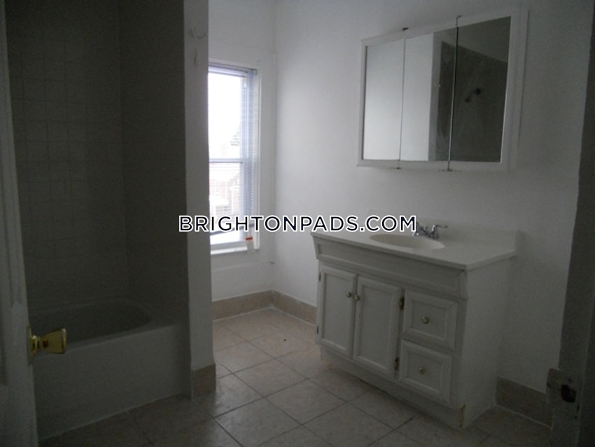 BOSTON - BRIGHTON - BRIGHTON CENTER - 5 Beds, 2 Baths - Image 17