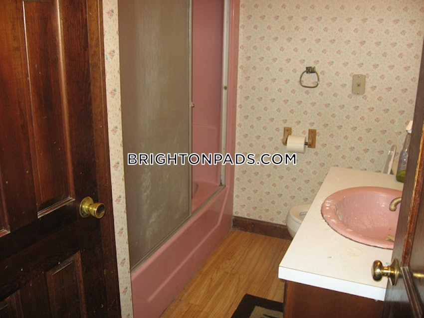 BOSTON - BRIGHTON - BRIGHTON CENTER - 4 Beds, 2 Baths - Image 56