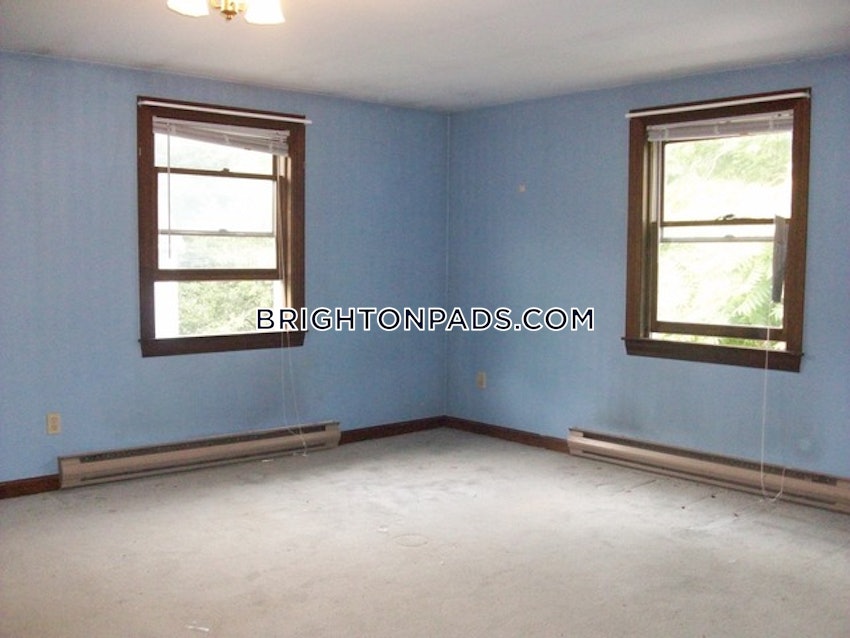 BOSTON - BRIGHTON - BRIGHTON CENTER - 4 Beds, 2 Baths - Image 12