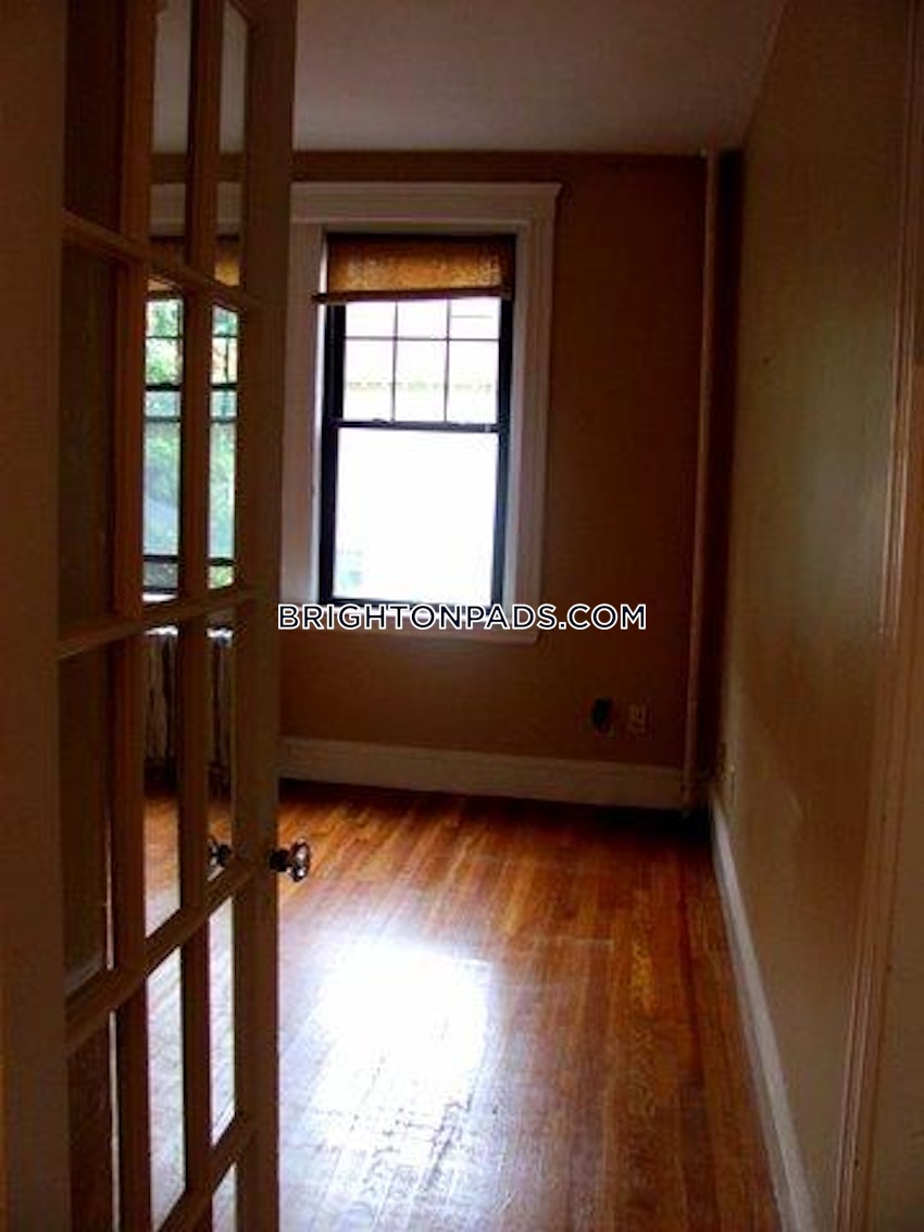 BOSTON - BRIGHTON - BOSTON COLLEGE - 1 Bed, 1 Bath - Image 9