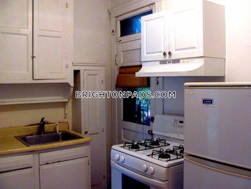 BOSTON - BRIGHTON - BOSTON COLLEGE - 1 Bed, 1 Bath - Image 14