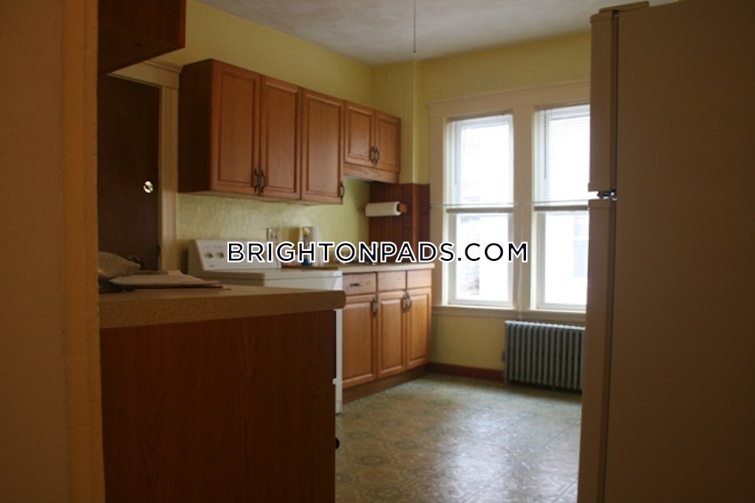 BOSTON - BRIGHTON - BRIGHTON CENTER - 1 Bed, 1 Bath - Image 17